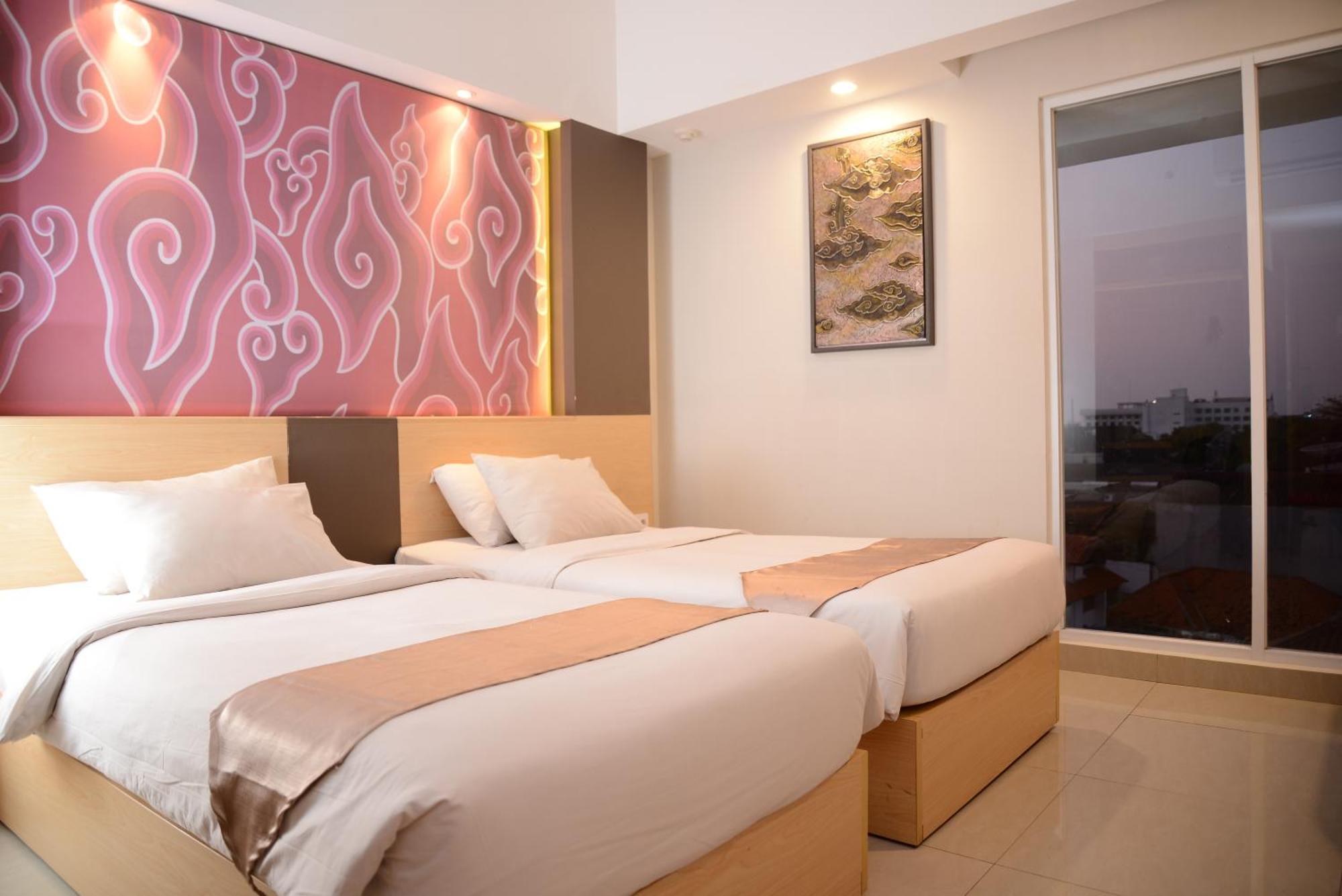 Metland Hotel Cirebon Buitenkant foto
