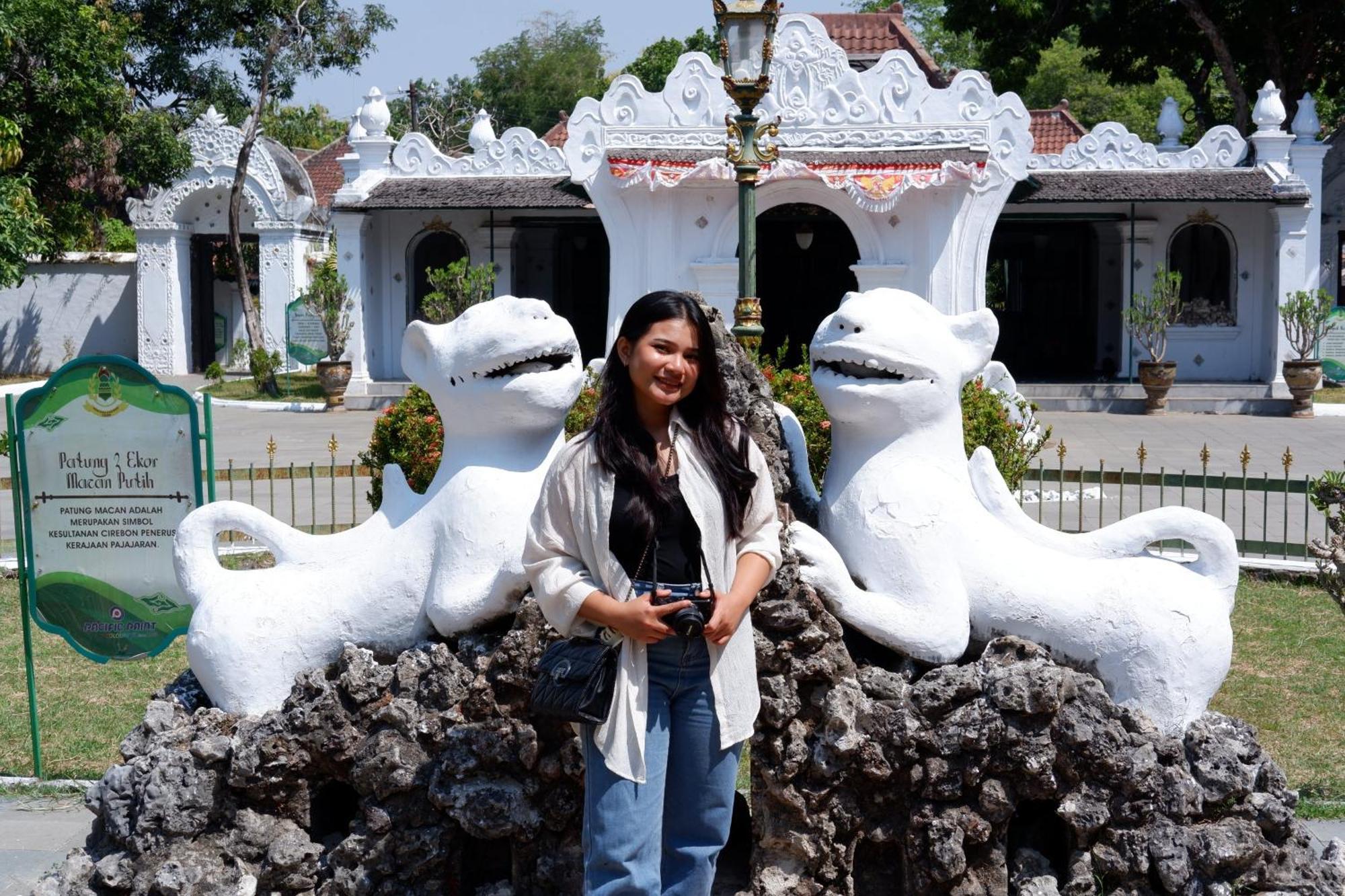 Metland Hotel Cirebon Buitenkant foto